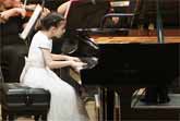 15-year-old Alexandra Dovgan Plays Mendelssohn Piano Concerto